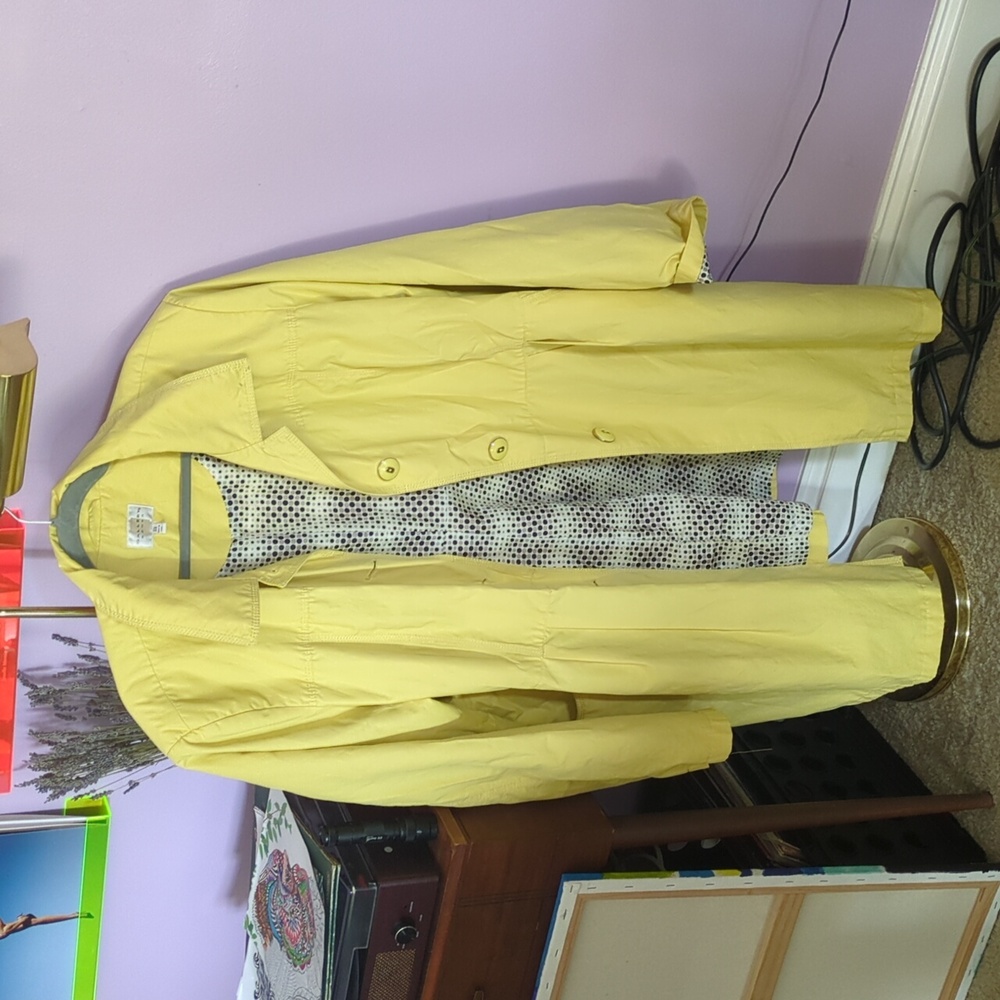 Gallery woman trench in a size 3x